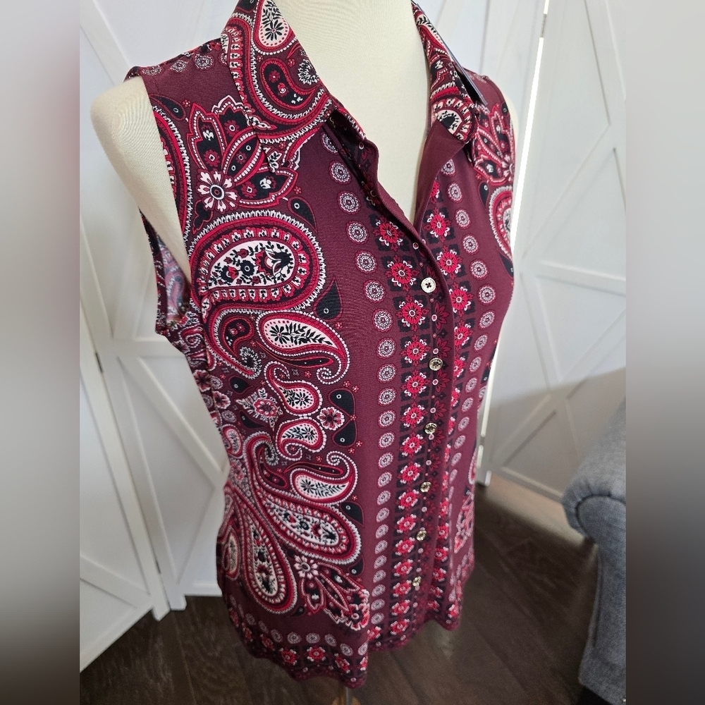 Tommy Hilfiger Sleeveless Burgundy Paisley Button-Front Women's Top (NWT)